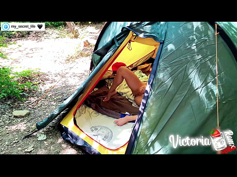 ❤️ Tented Stranger szenvedélyes kézimunkája a kamerában ❤️ Pornó videó at hu.passionfeverspot.ru ❌️❤